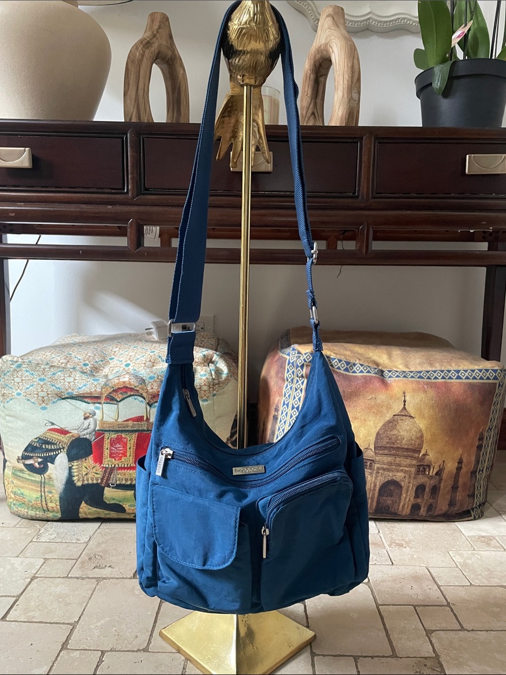 Baggallini Travel Blue Crossbody Zippered Bag Everyplace